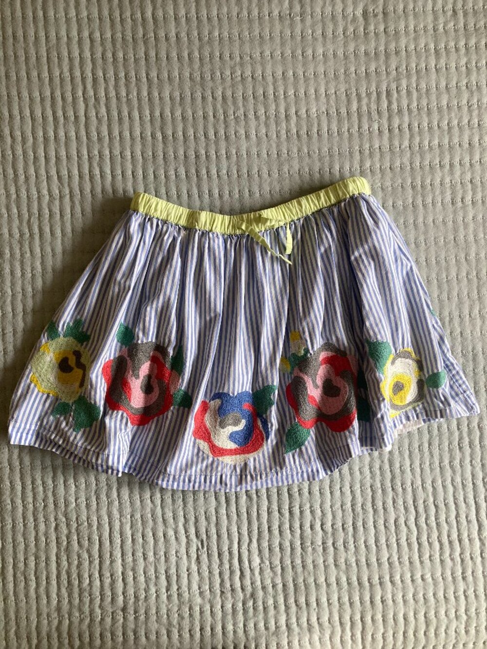Mini Boden Girl's Embroidered Skirt Size 9-10Y